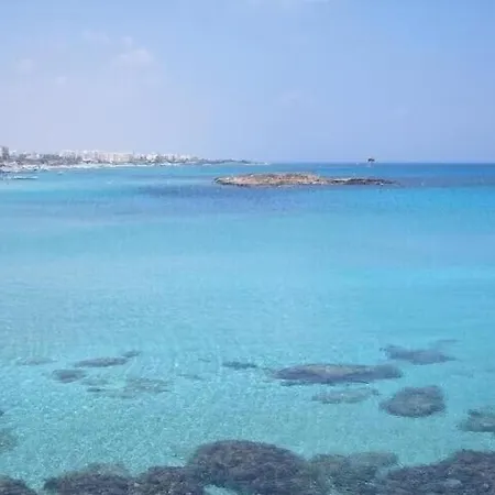 Arabella * Paralimni
